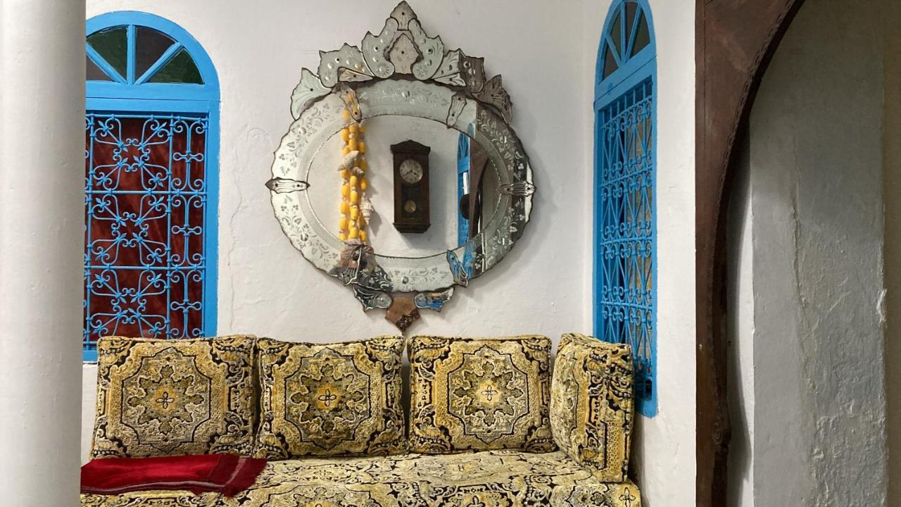 Riad Mama Aicha 아실라 외부 사진